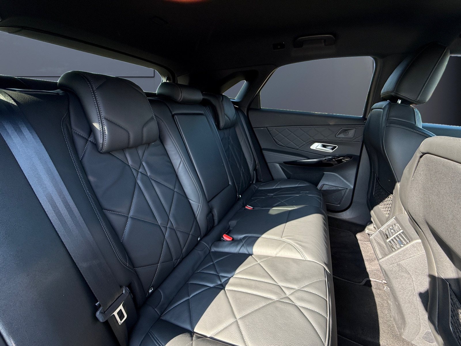 Ds Automobiles Ds 7 10