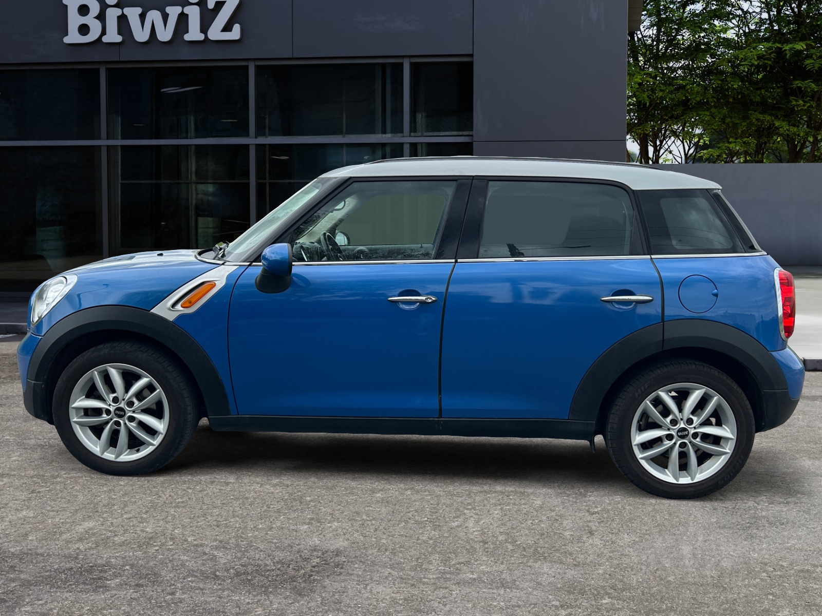 Mini Countryman 1