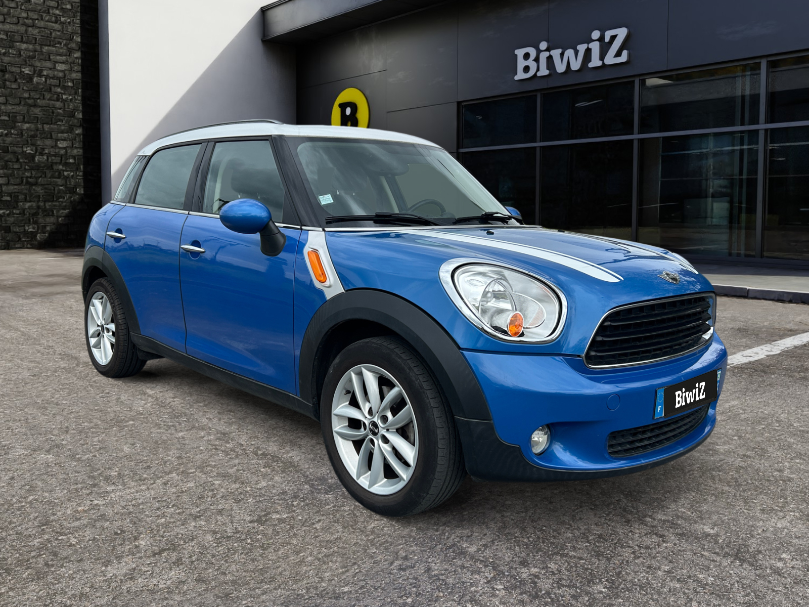 Mini Countryman 6
