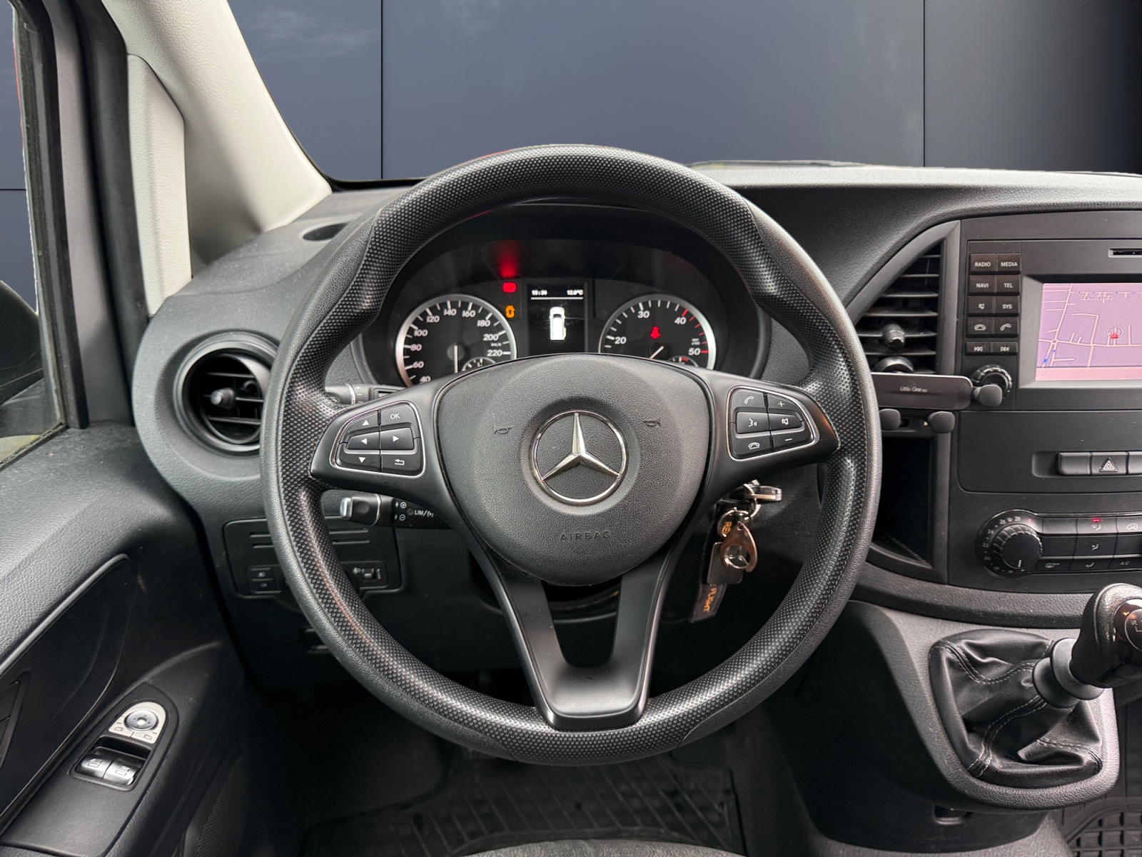 Mercedes-Benz Vito Vu 15