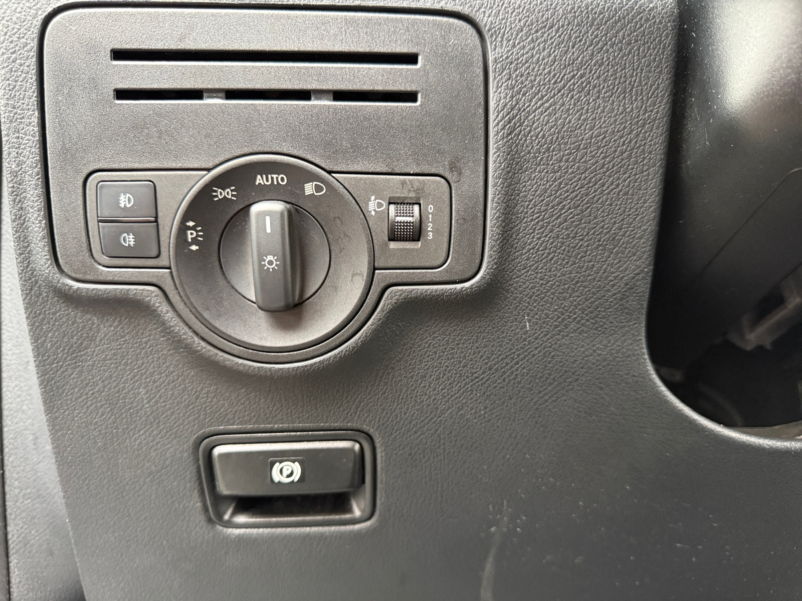 Mercedes-Benz Vito Vu 18