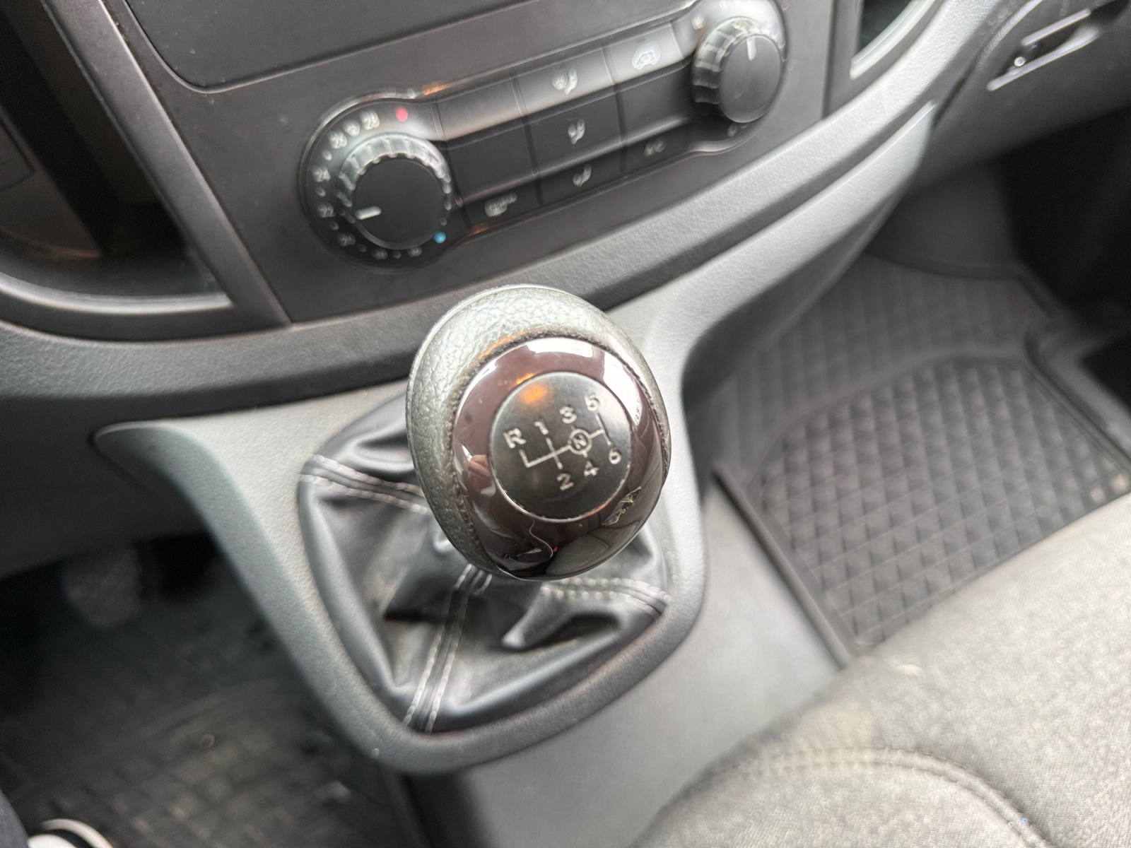 Mercedes-Benz Vito Vu 25