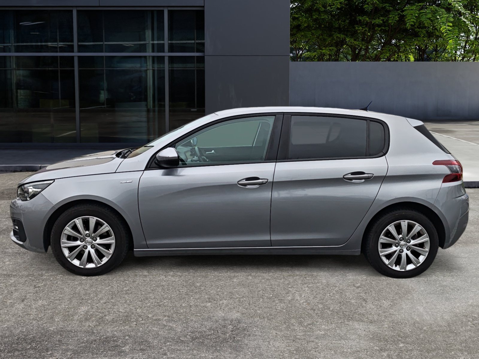 Peugeot 308 1