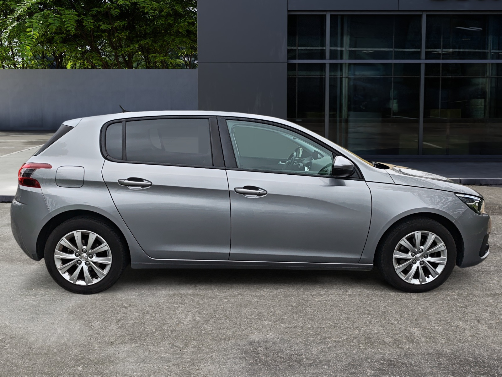 Peugeot 308 5