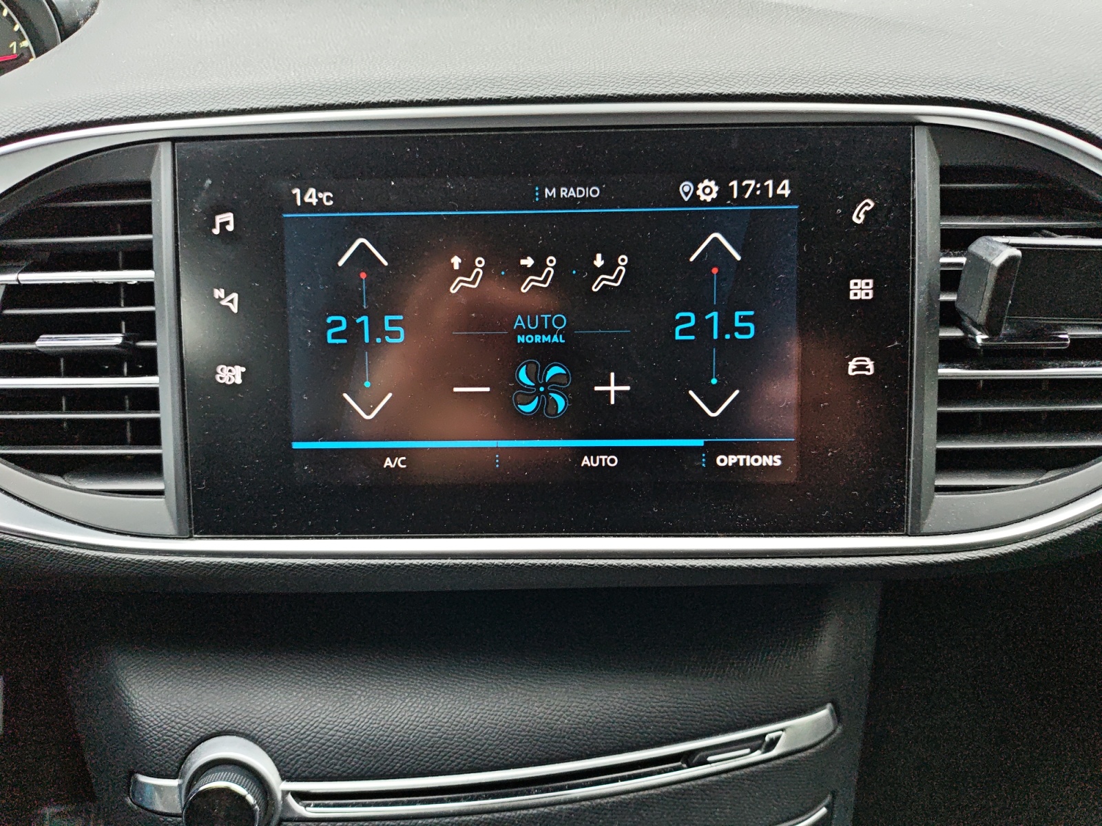 Peugeot 308 19