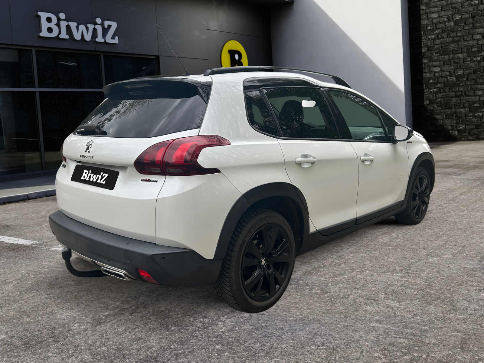 Peugeot 2008 4
