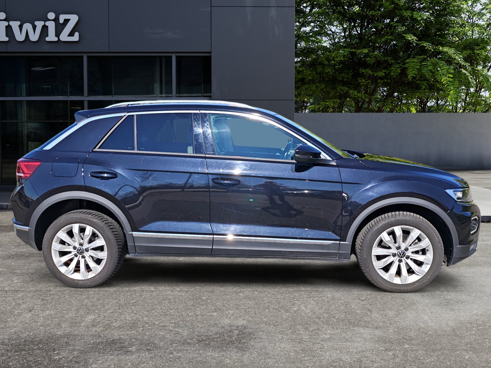 Volkswagen T-Roc 5