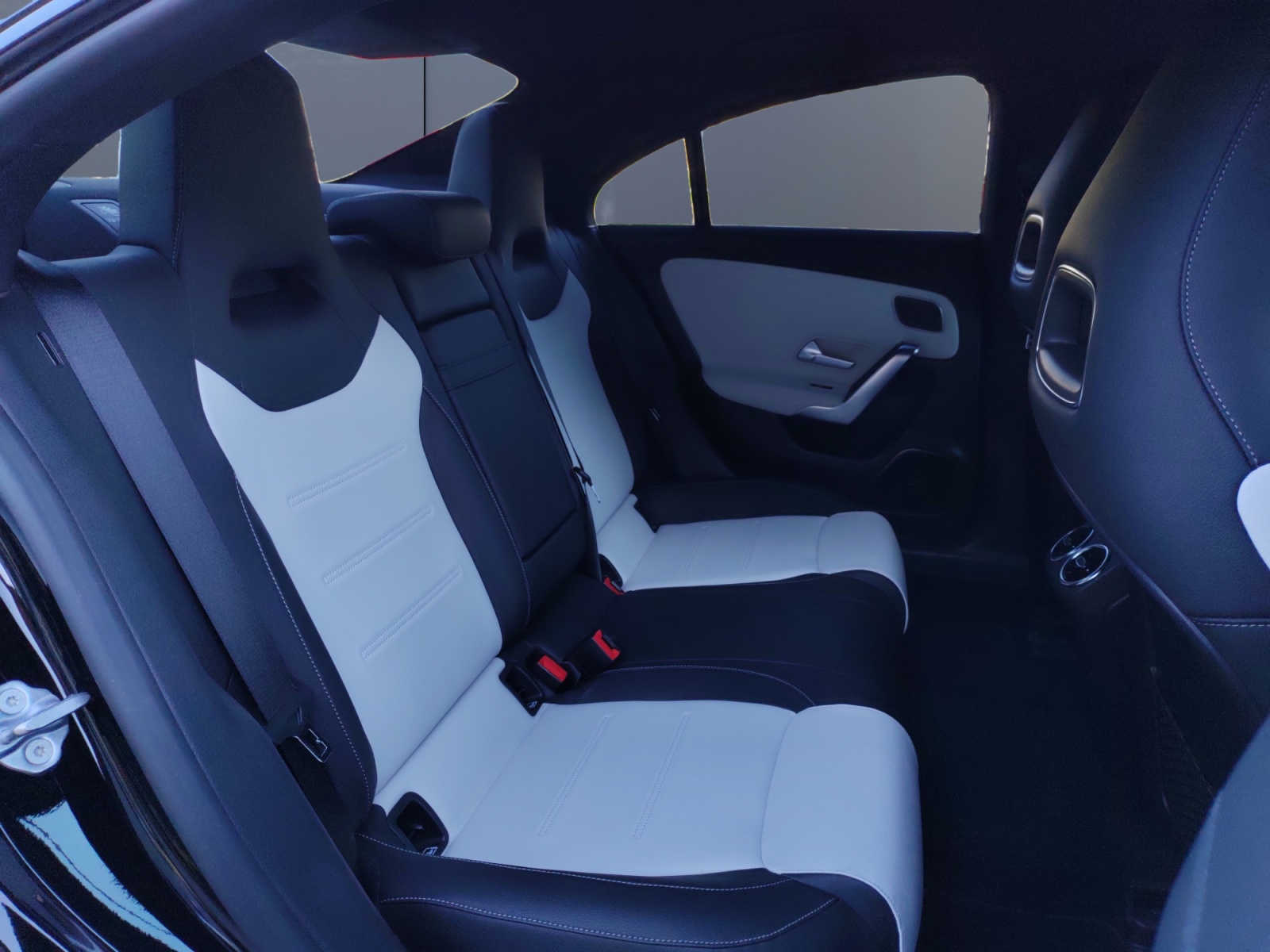 Mercedes-Benz Classe Cla 11