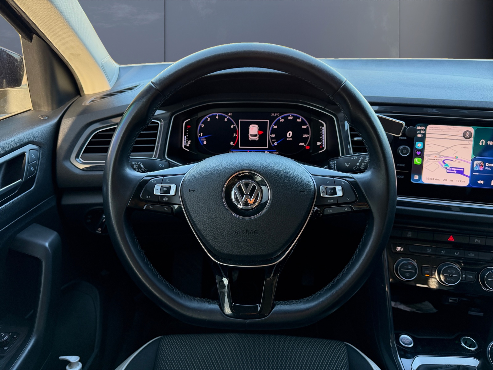 Volkswagen T-Roc 15