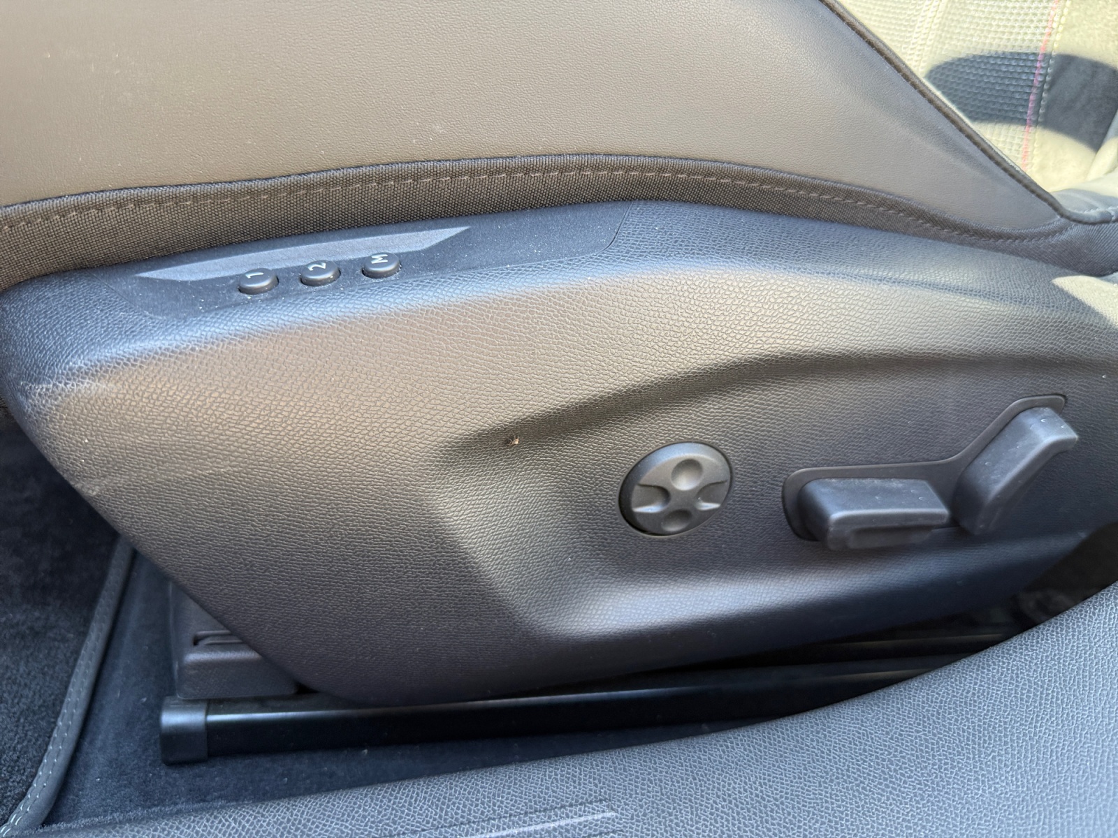 Ds Automobiles Ds 4 23