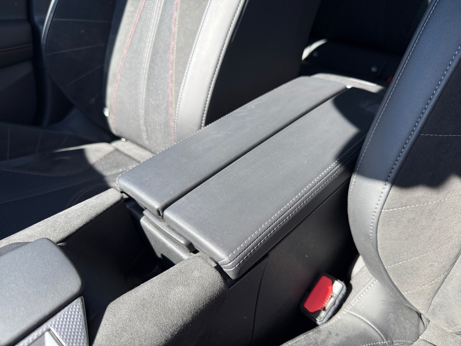 Ds Automobiles Ds 4 27