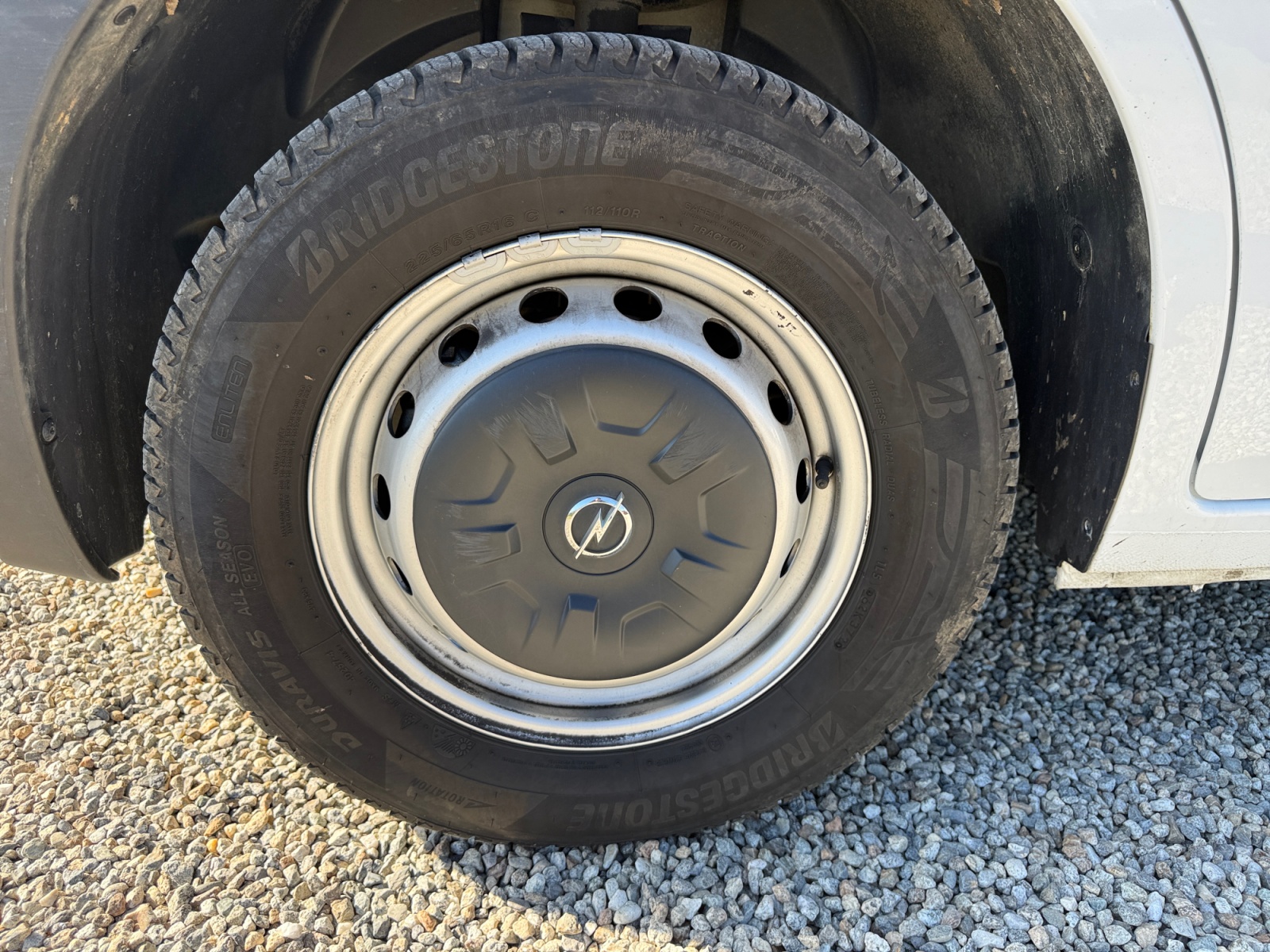Opel Movano Vu 25