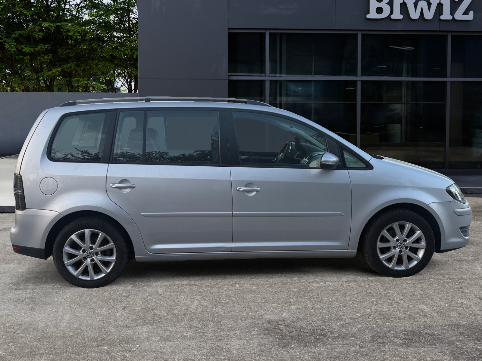 Volkswagen Touran 5