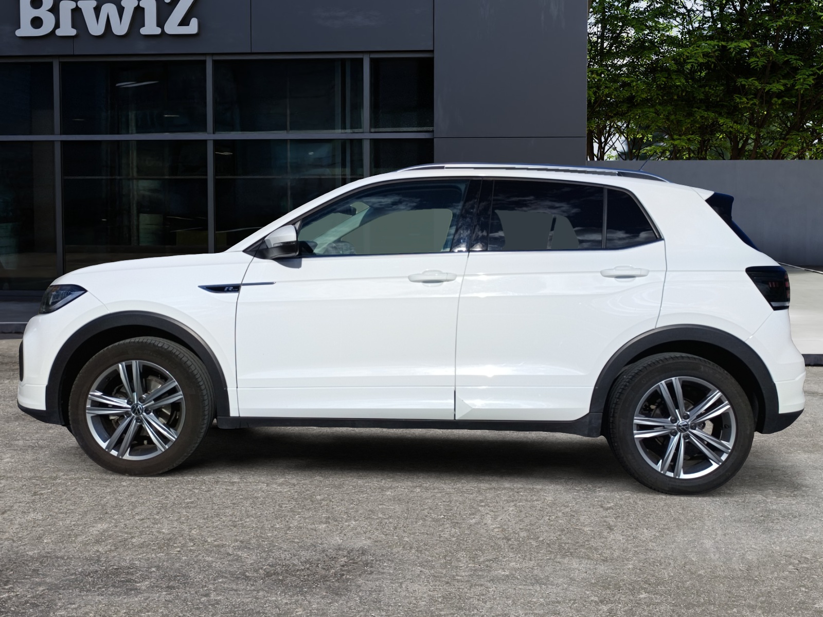 Volkswagen T-Cross 1