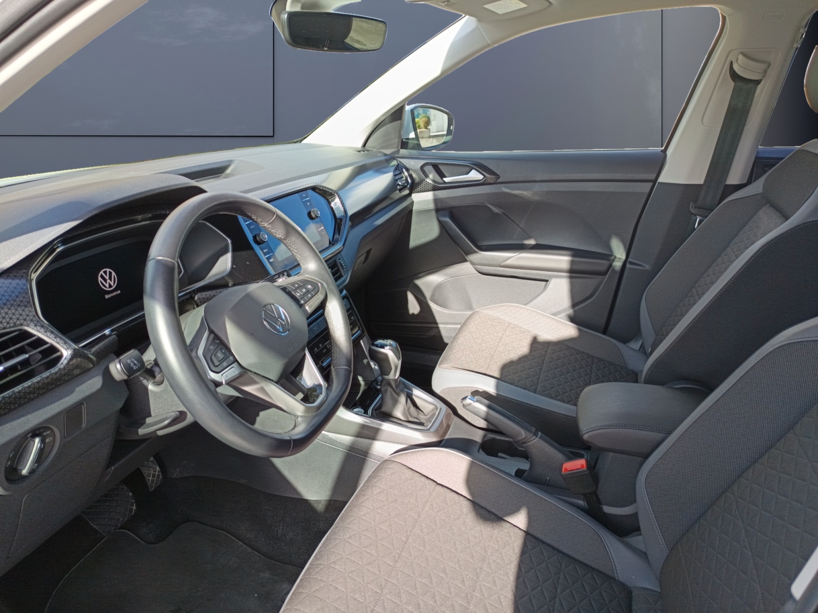 Volkswagen T-Cross 8