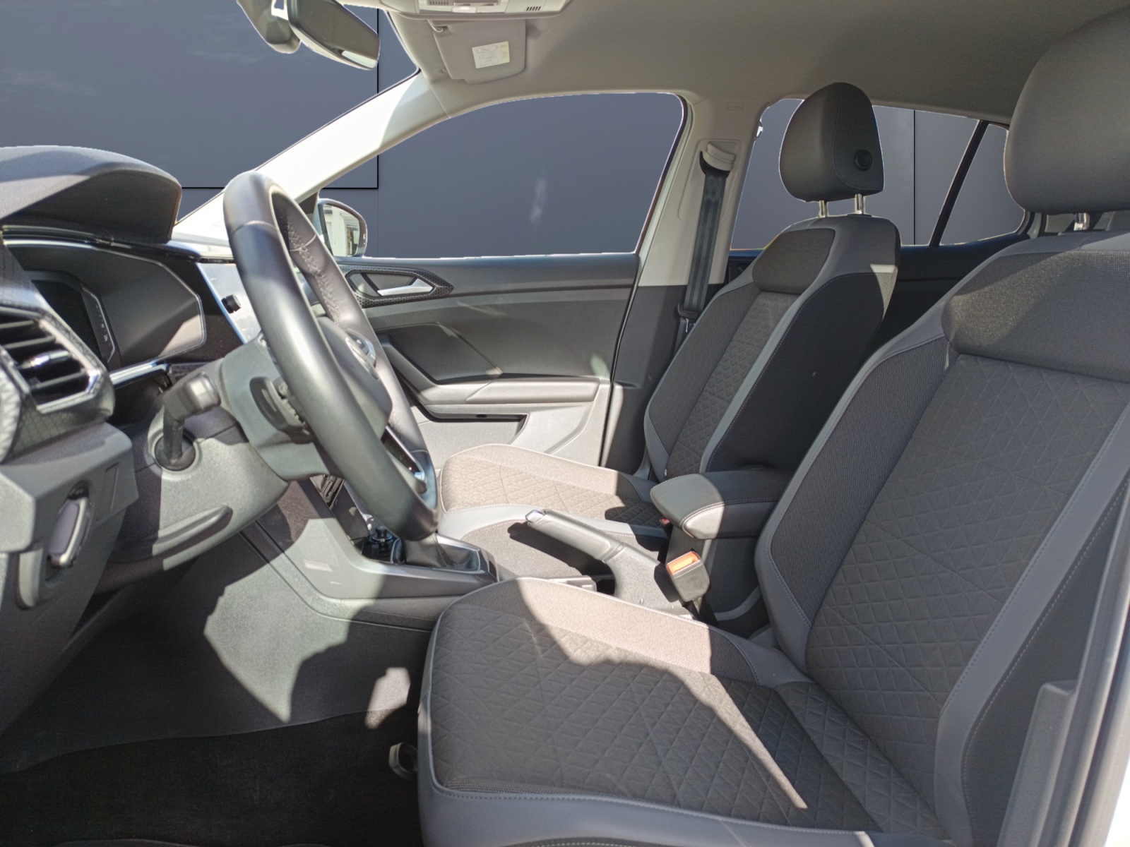 Volkswagen T-Cross 9