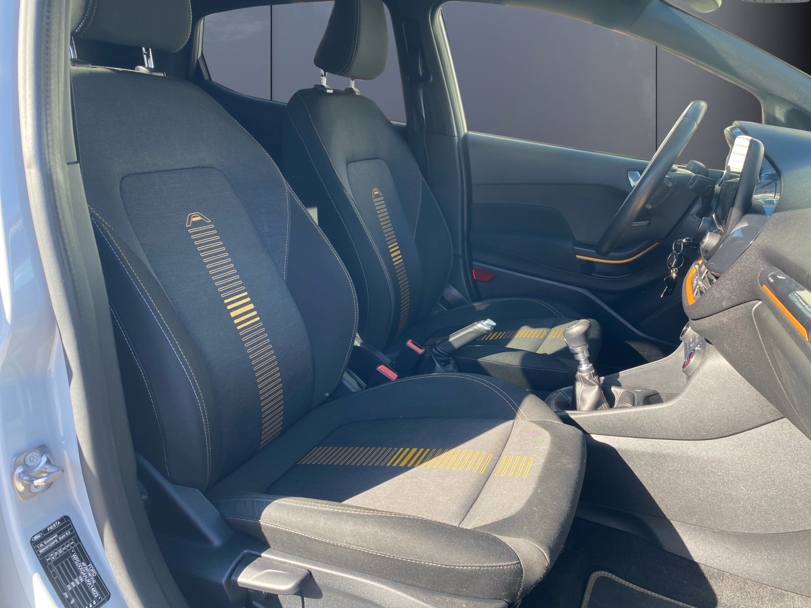 Ford Fiesta 13