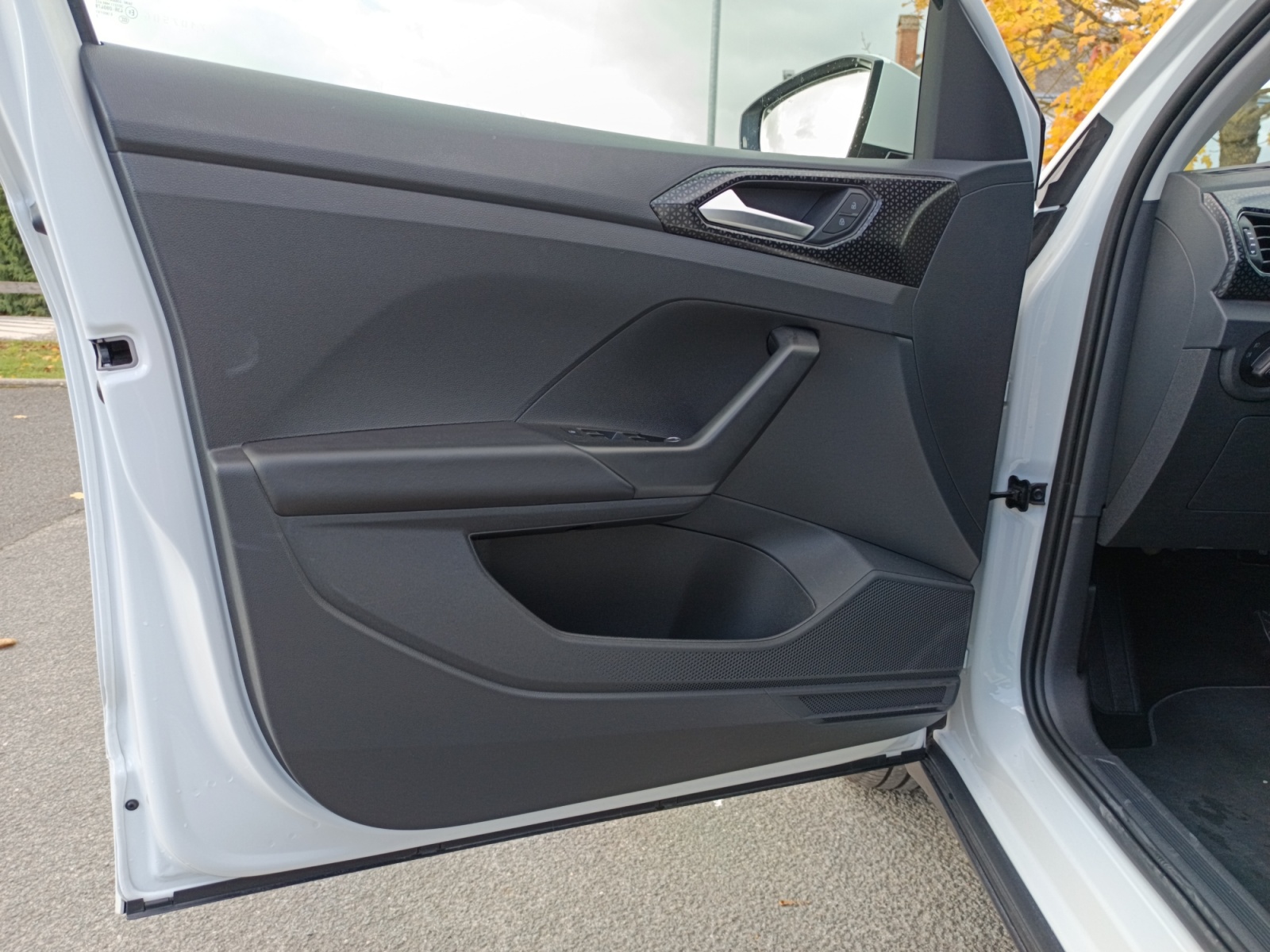 Volkswagen T-Cross 17