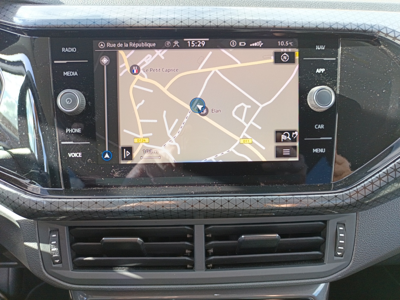 Volkswagen T-Cross 22