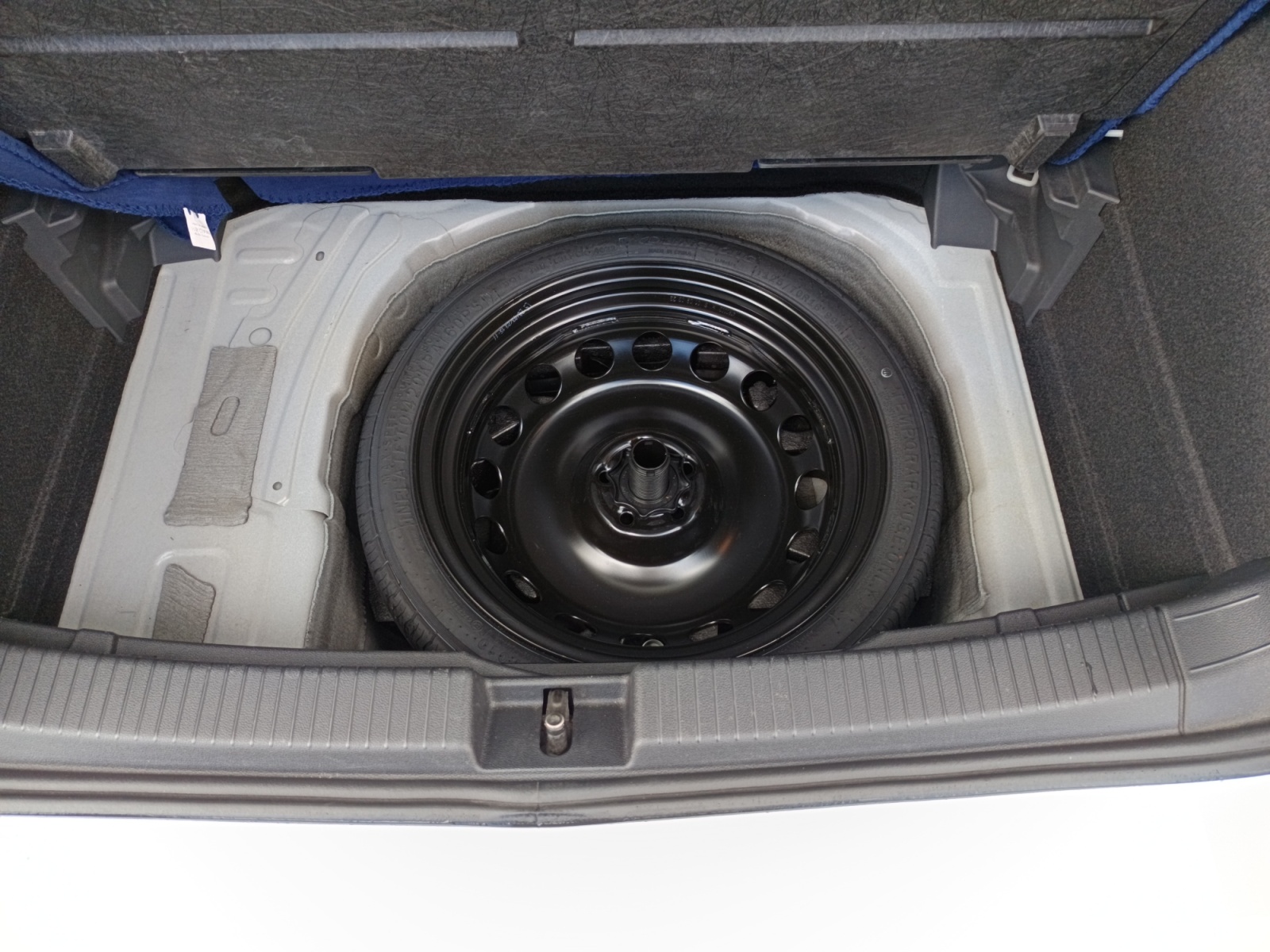 Volkswagen T-Cross 32