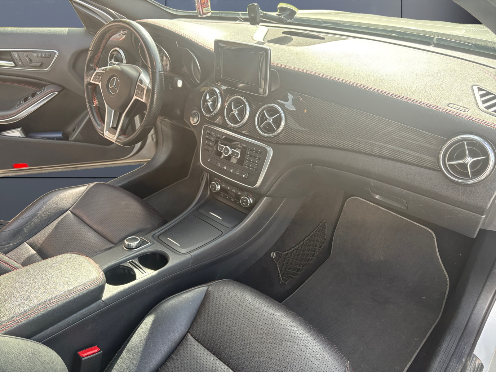 Mercedes-Benz Gla 12