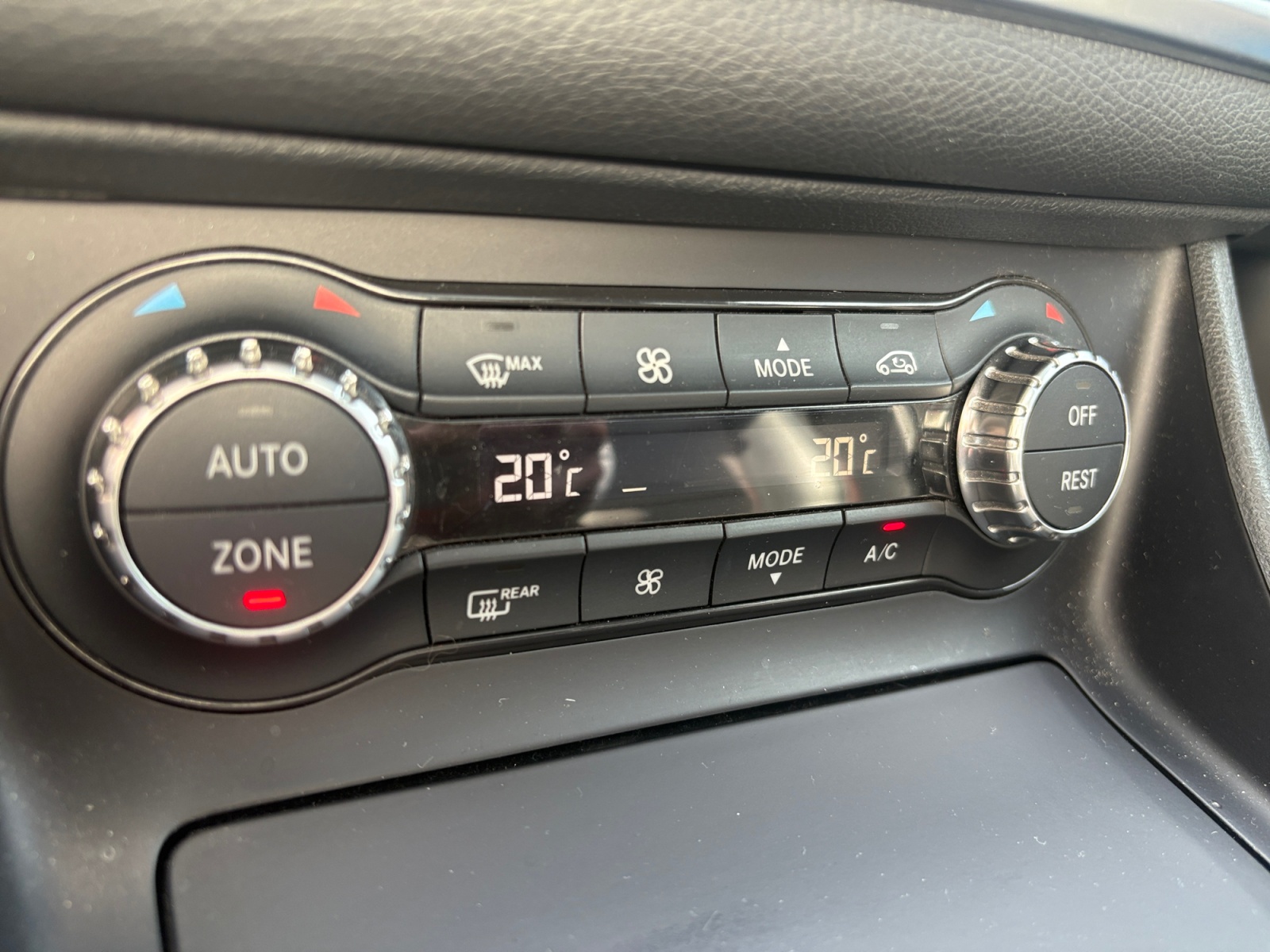 Mercedes-Benz Gla 17