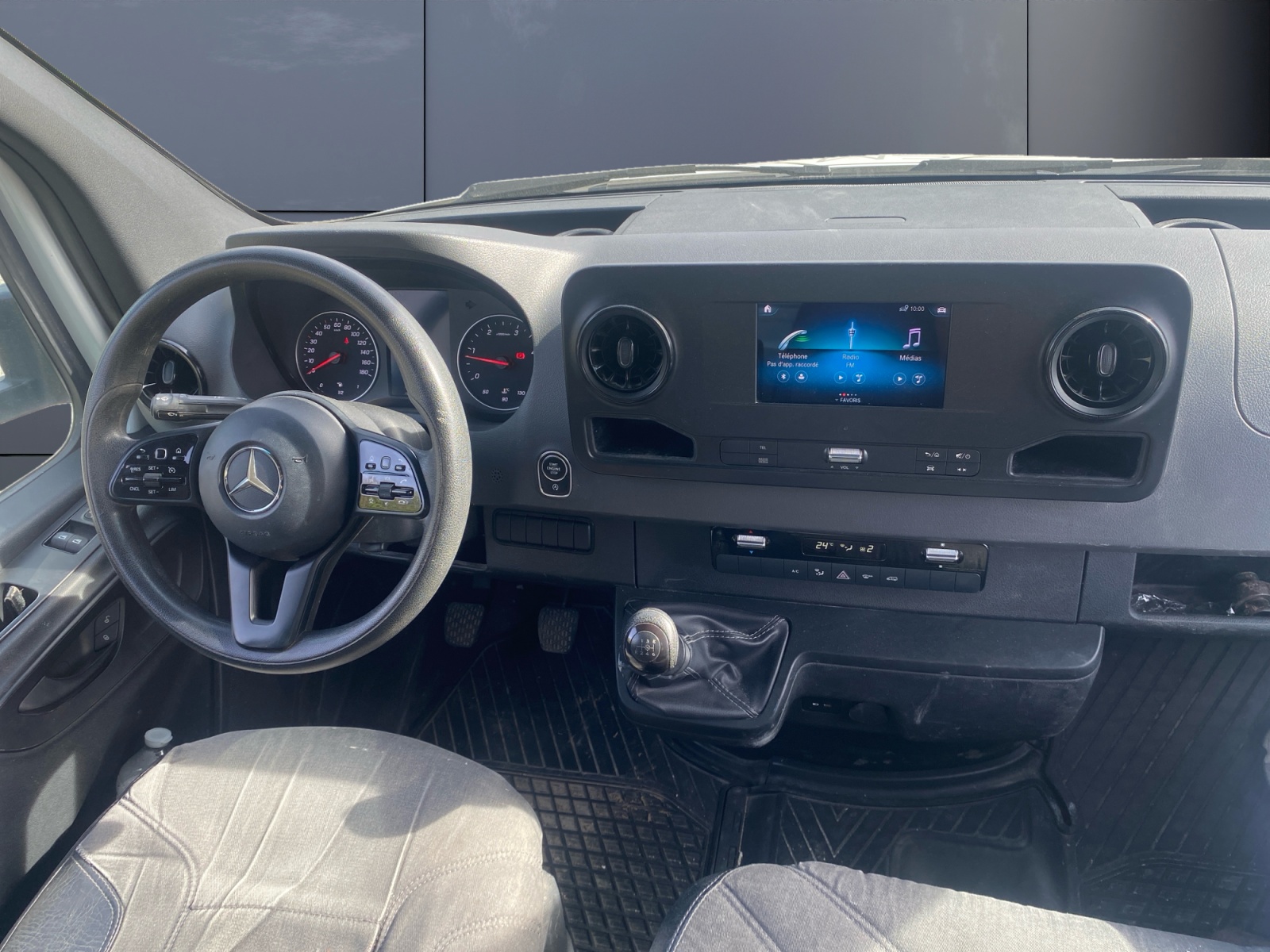 Mercedes-Benz Sprinter 12