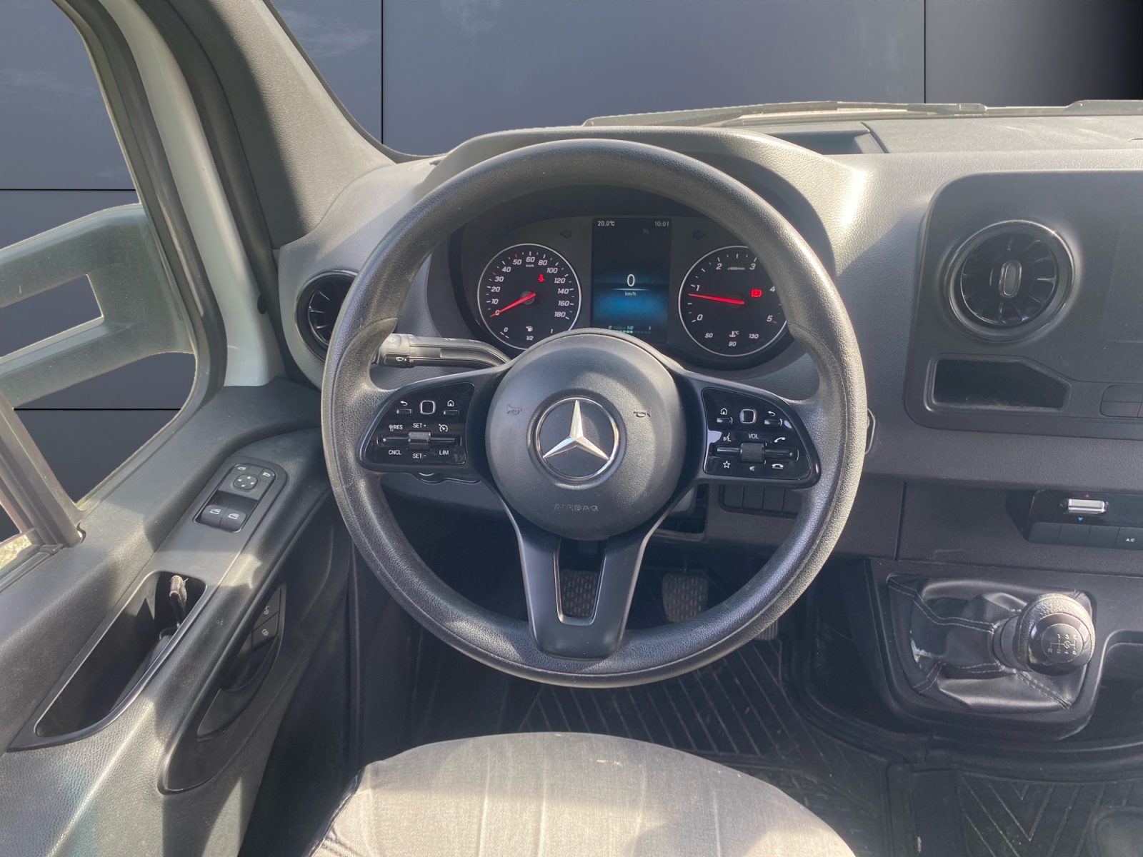 Mercedes-Benz Sprinter 13