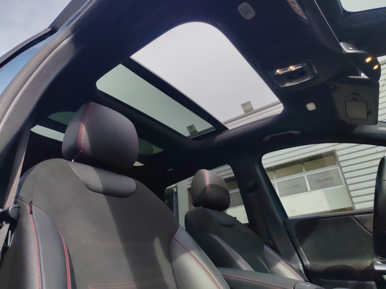 Mercedes-Benz Classe B 28