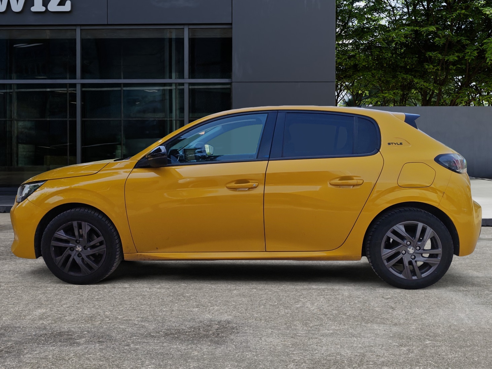 Peugeot 208 1