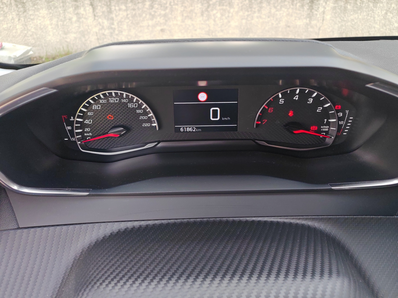 Peugeot 208 16