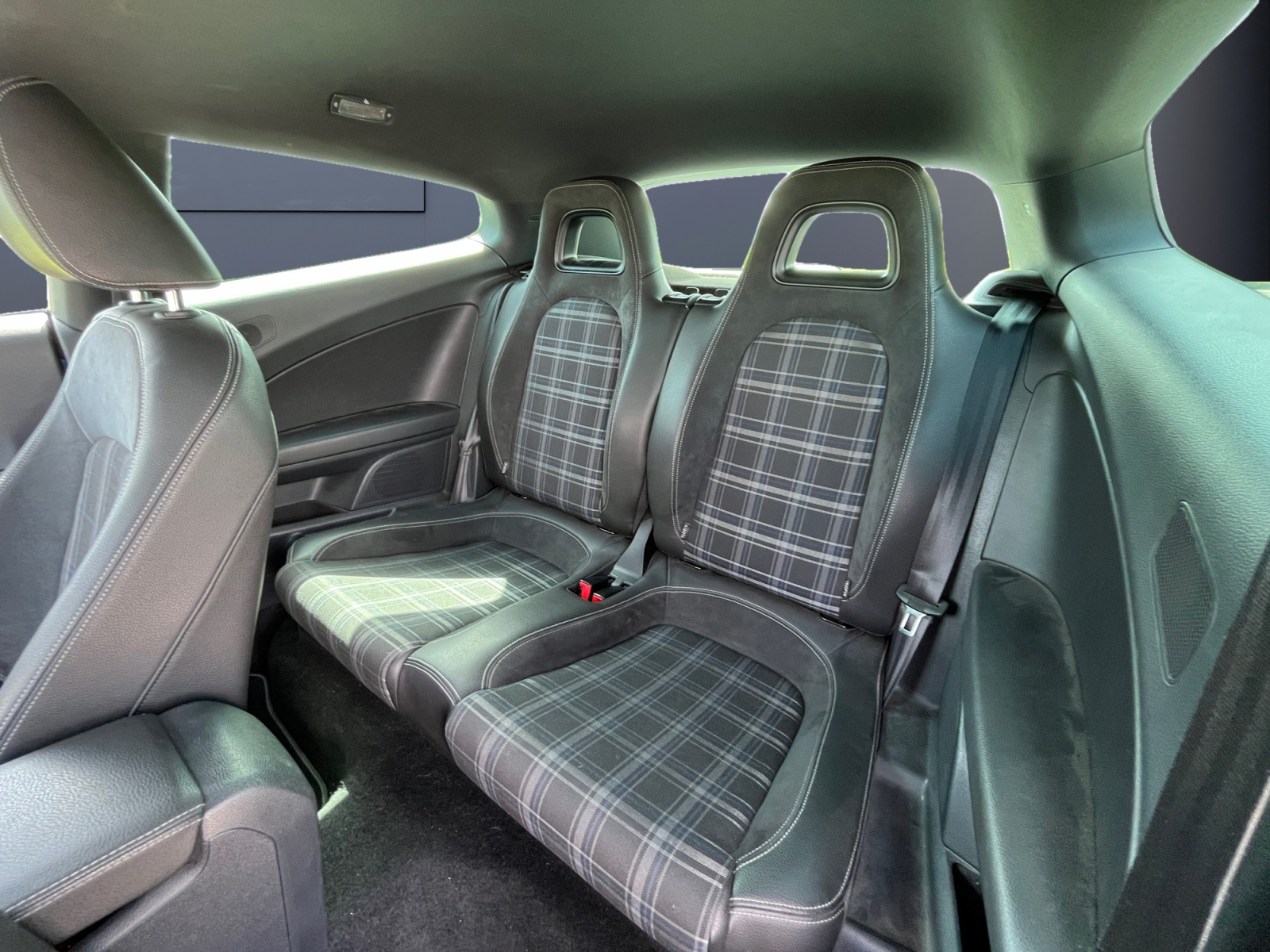 Volkswagen Scirocco 10