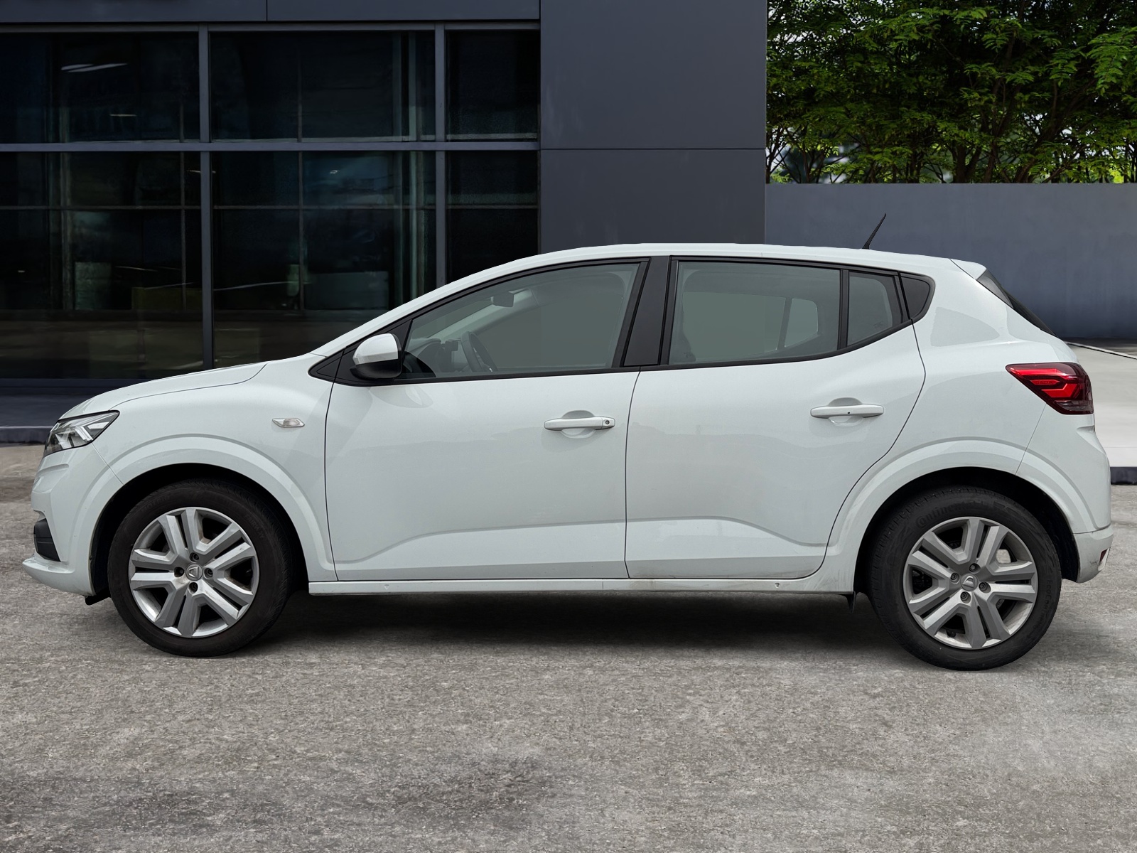 Dacia Sandero 1