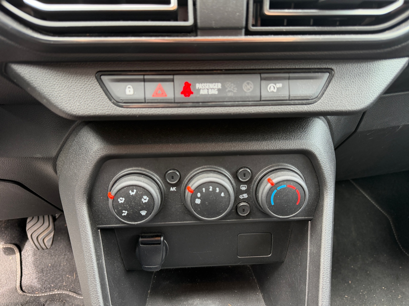 Dacia Sandero 23