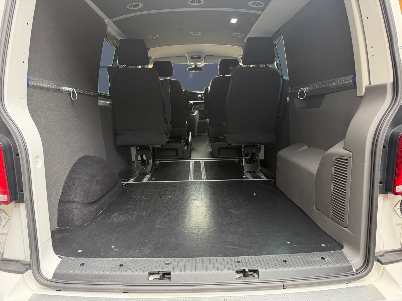 Volkswagen Transporter Vu 11