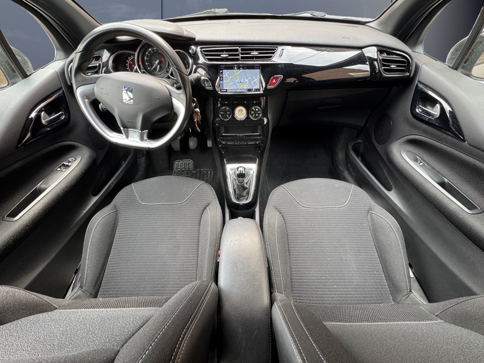 Ds Automobiles Ds3 14