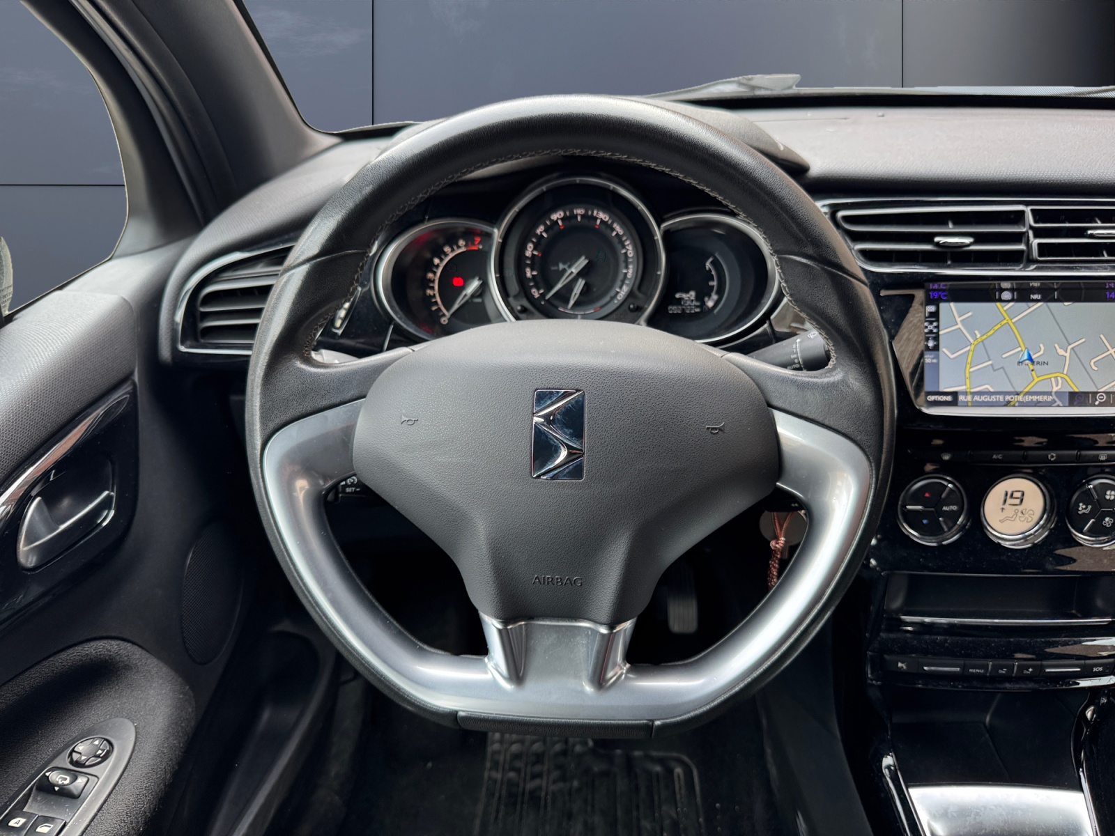 Ds Automobiles Ds3 15