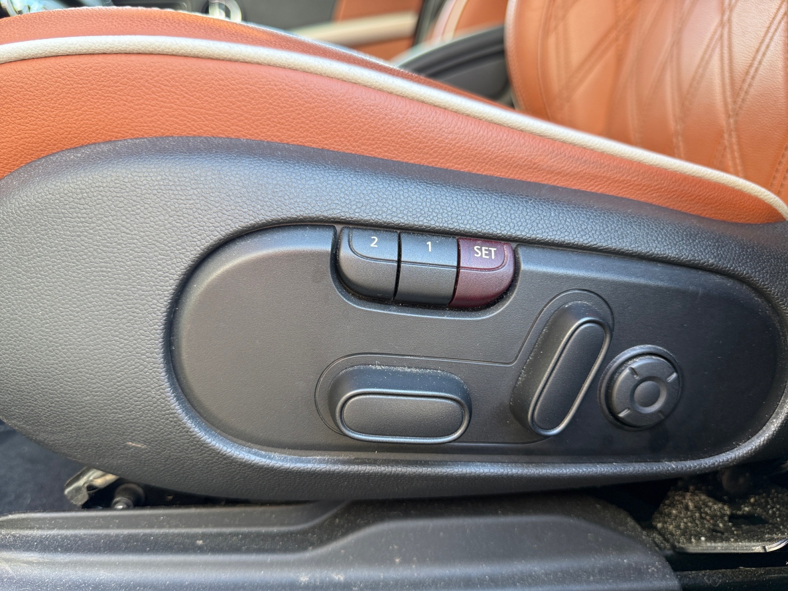 Mini Countryman 17