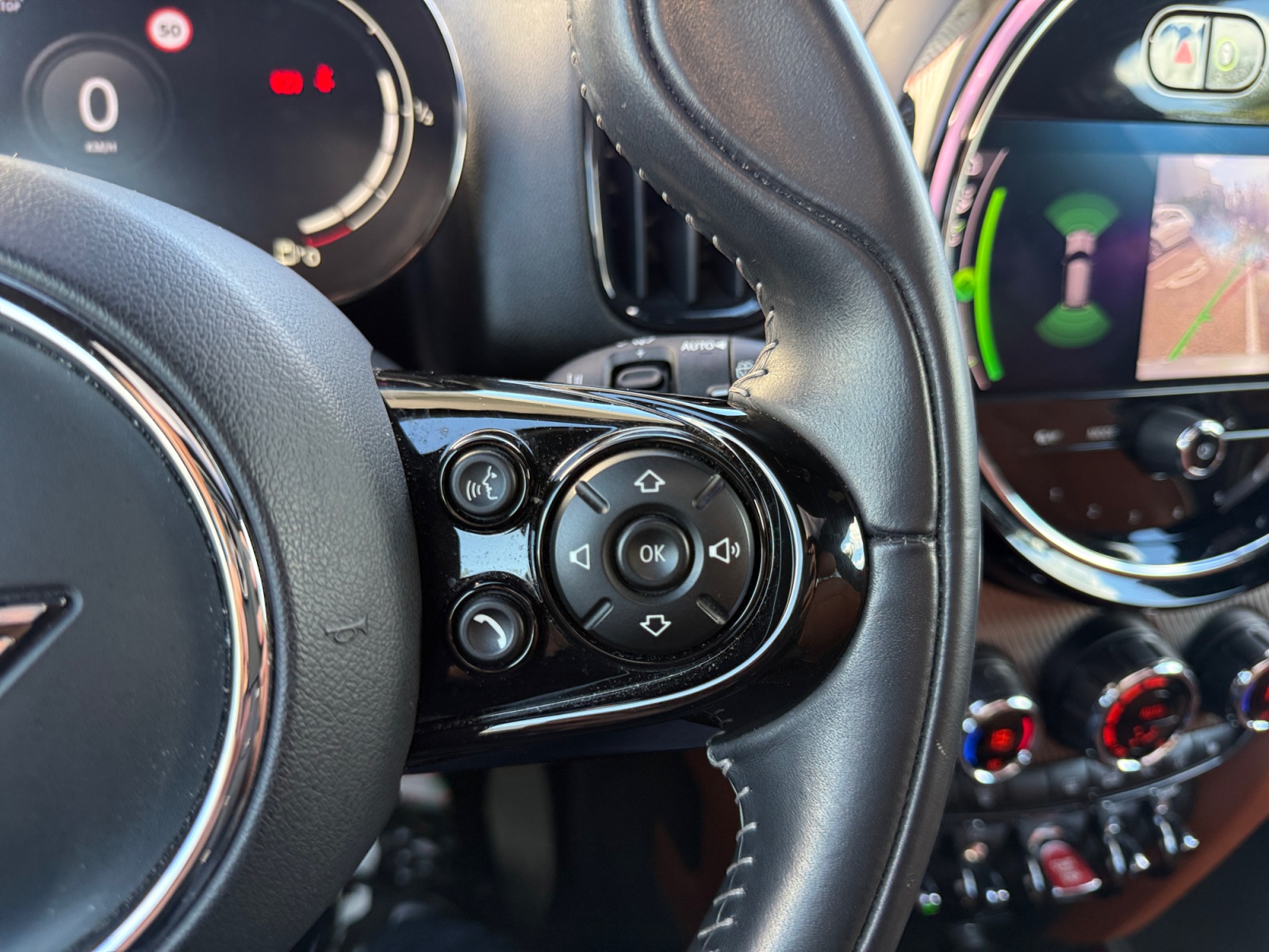 Mini Countryman 23