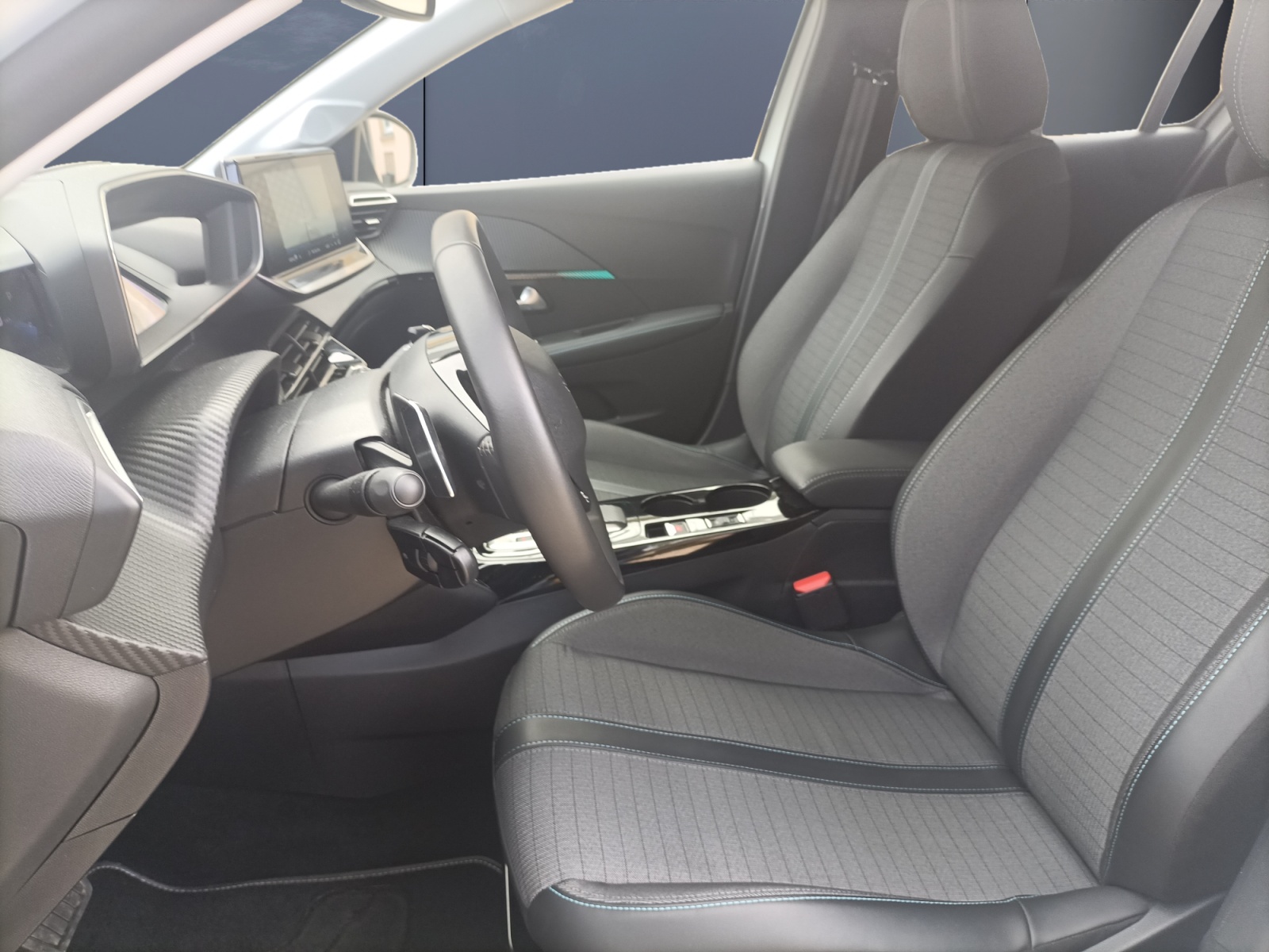 Peugeot 208 9