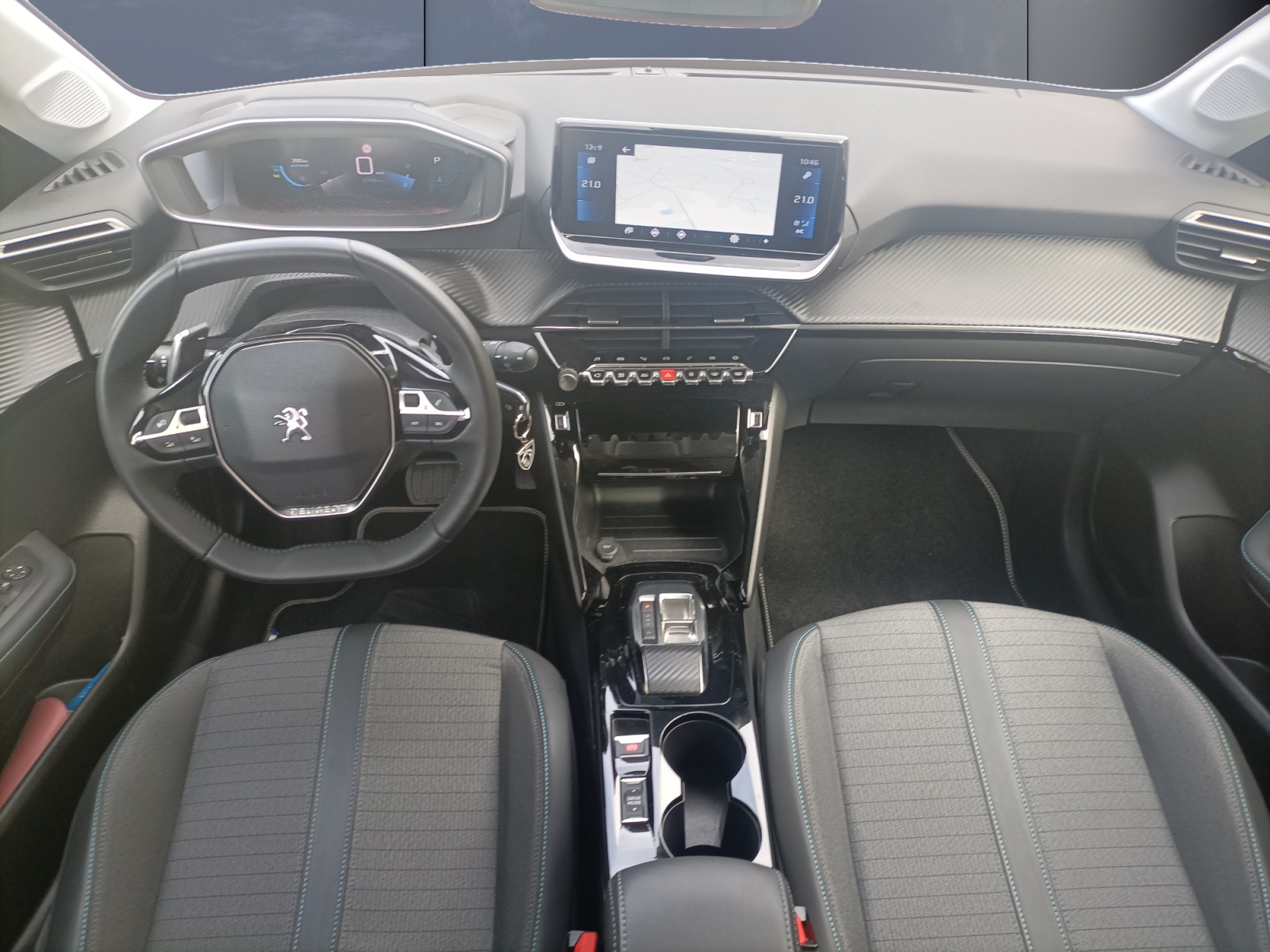 Peugeot 208 14