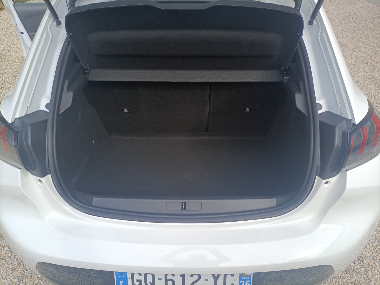 Peugeot 208 20