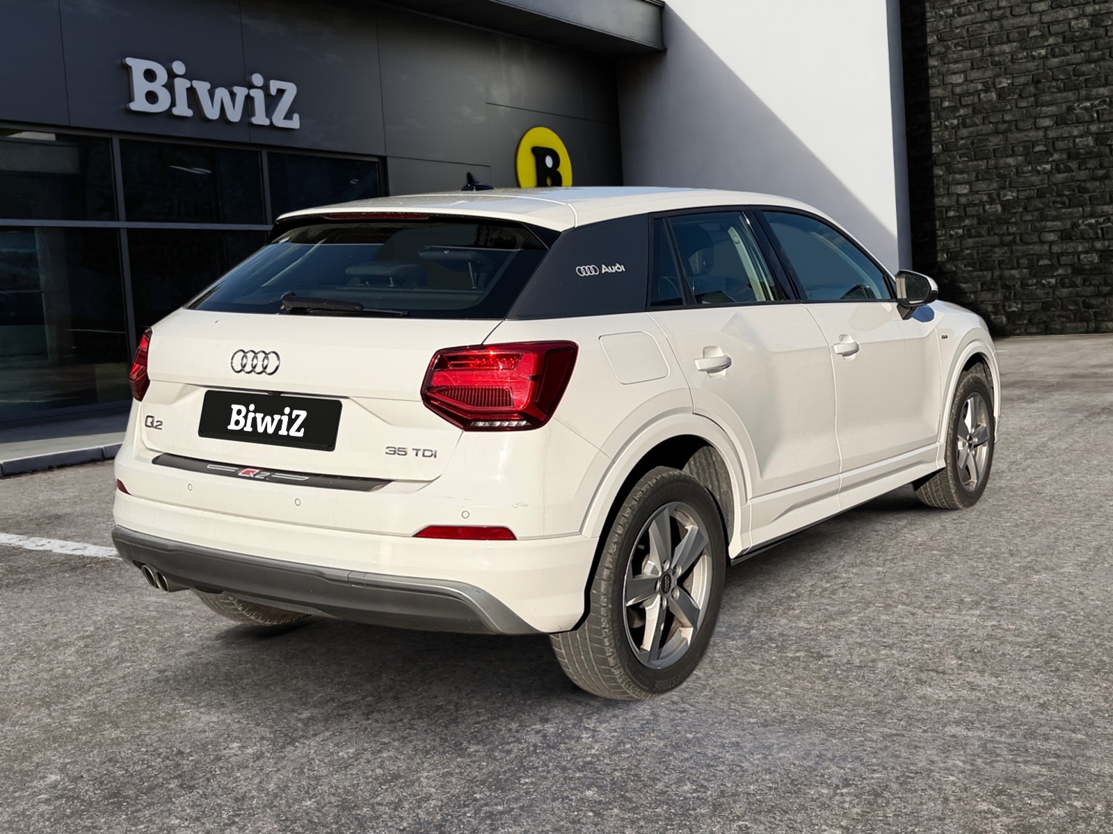 Audi Q2 4