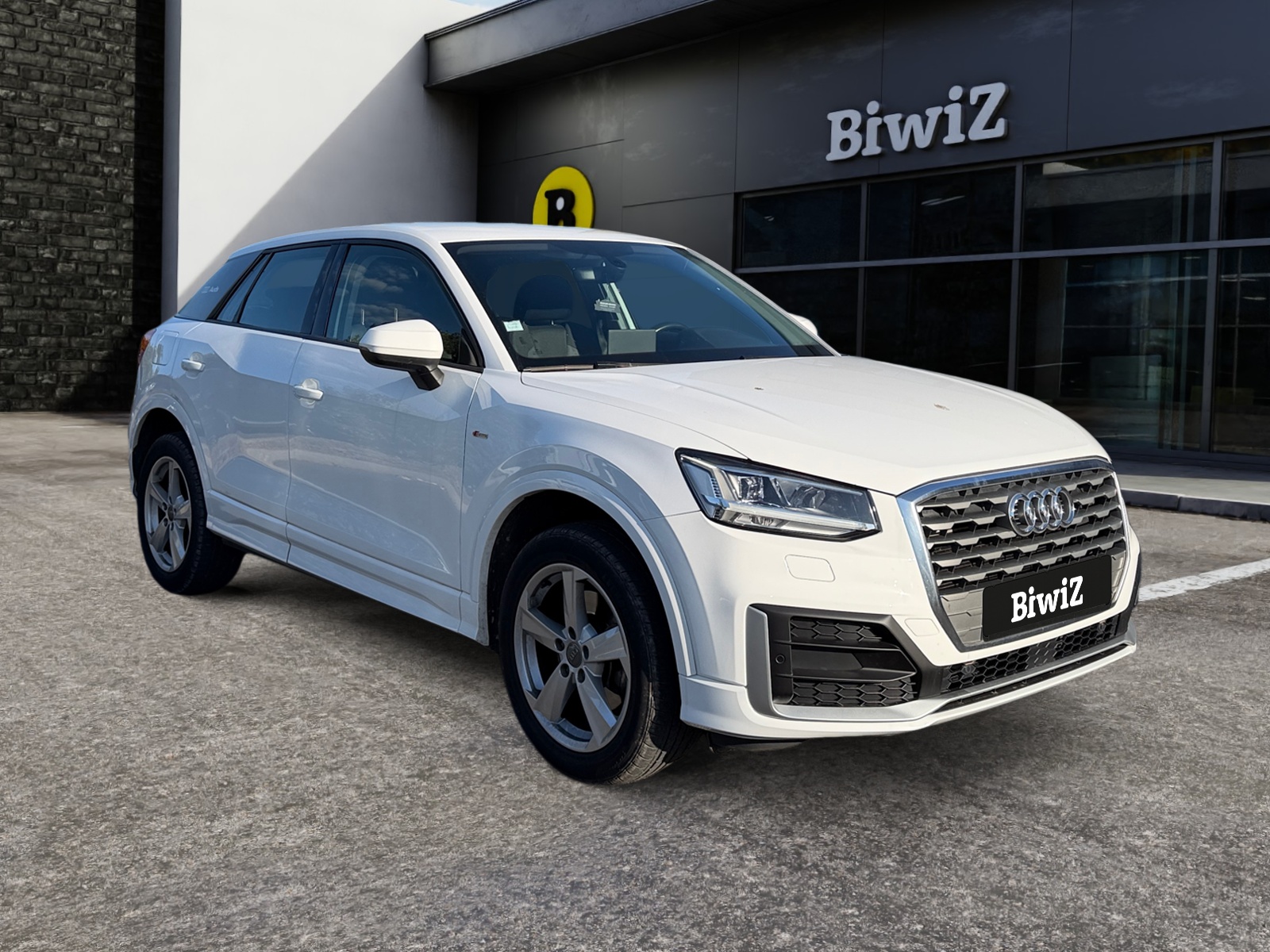 Audi Q2 6