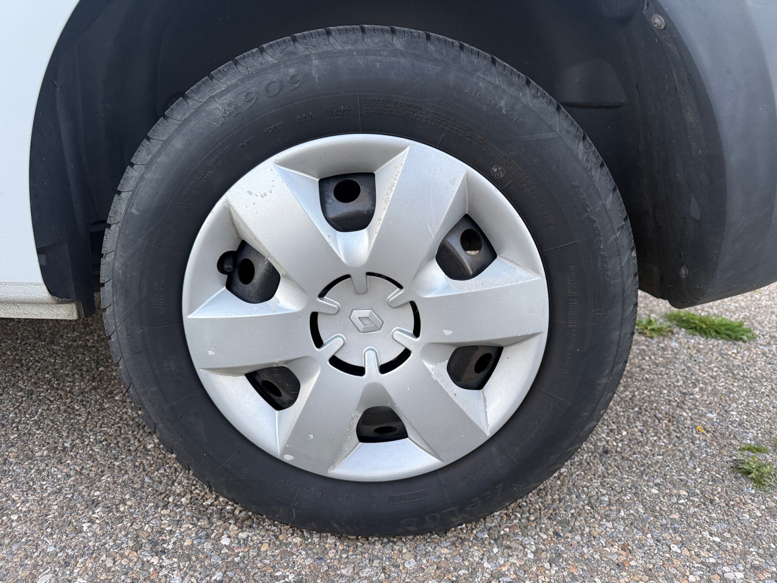 Renault Kangoo Express 25