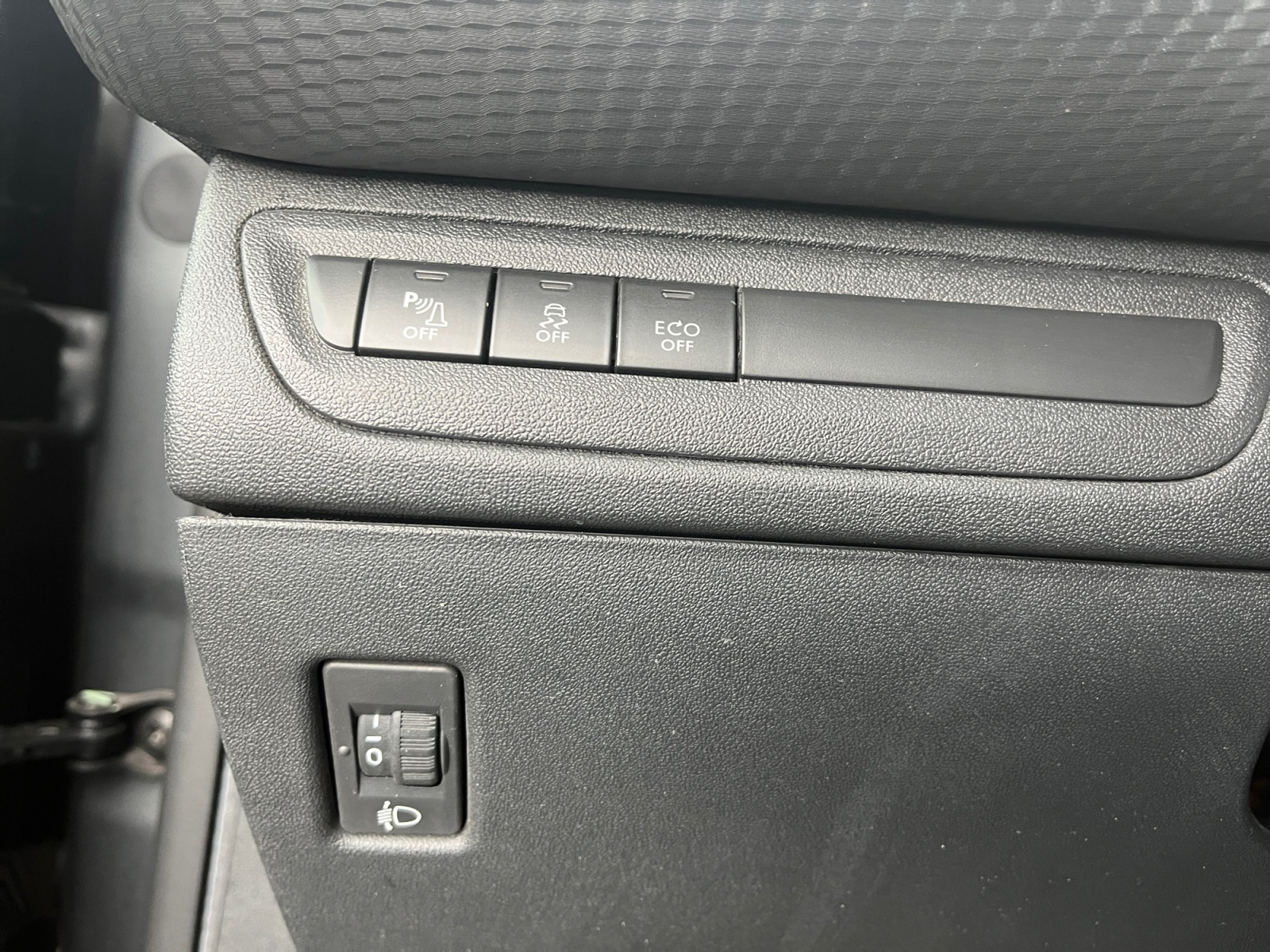 Peugeot 208 19