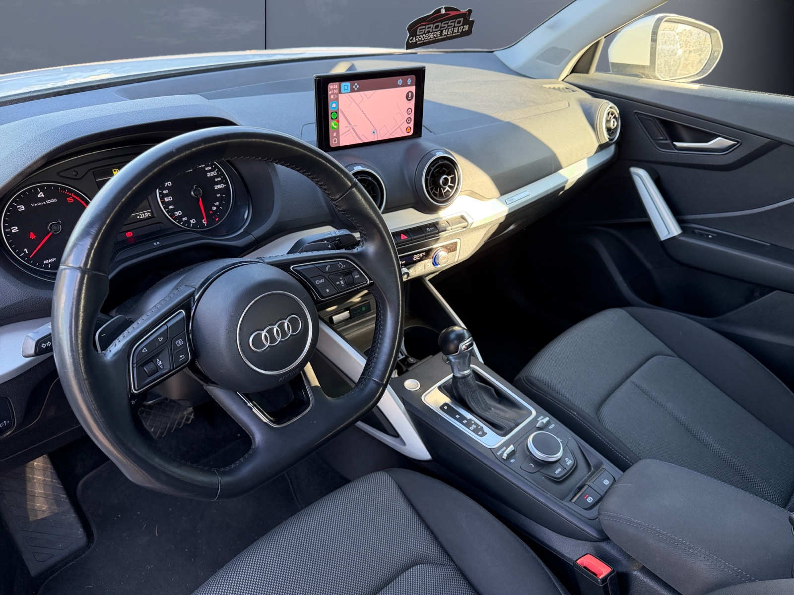 Audi Q2 8