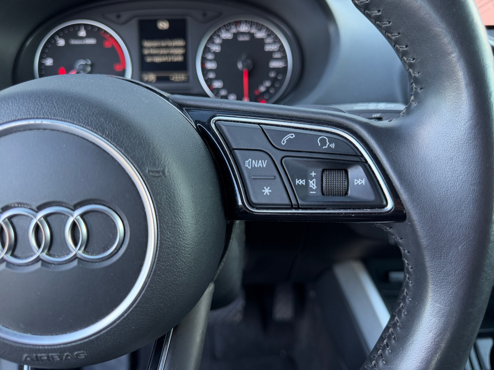 Audi Q2 21