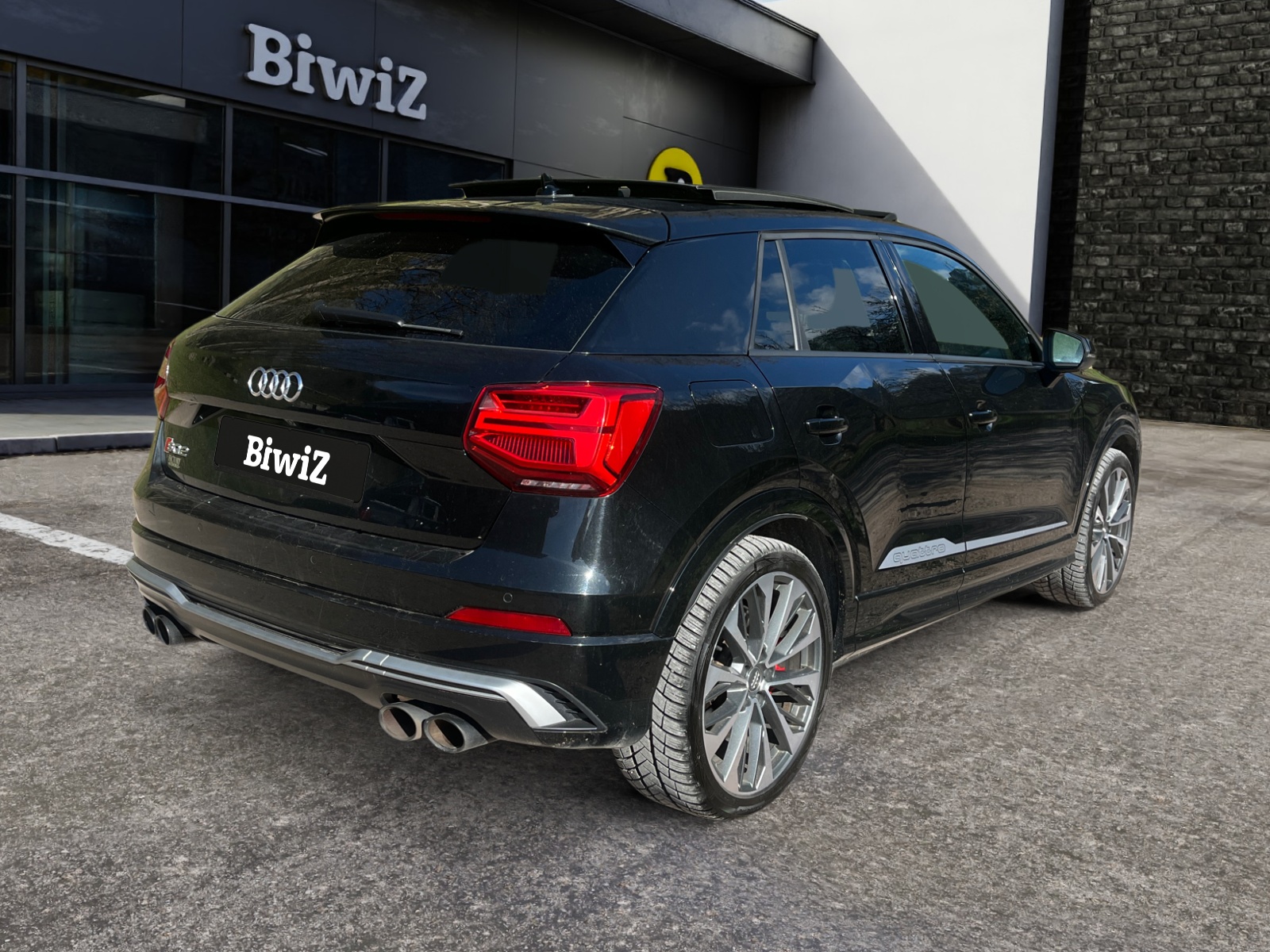 Audi Sq2 4