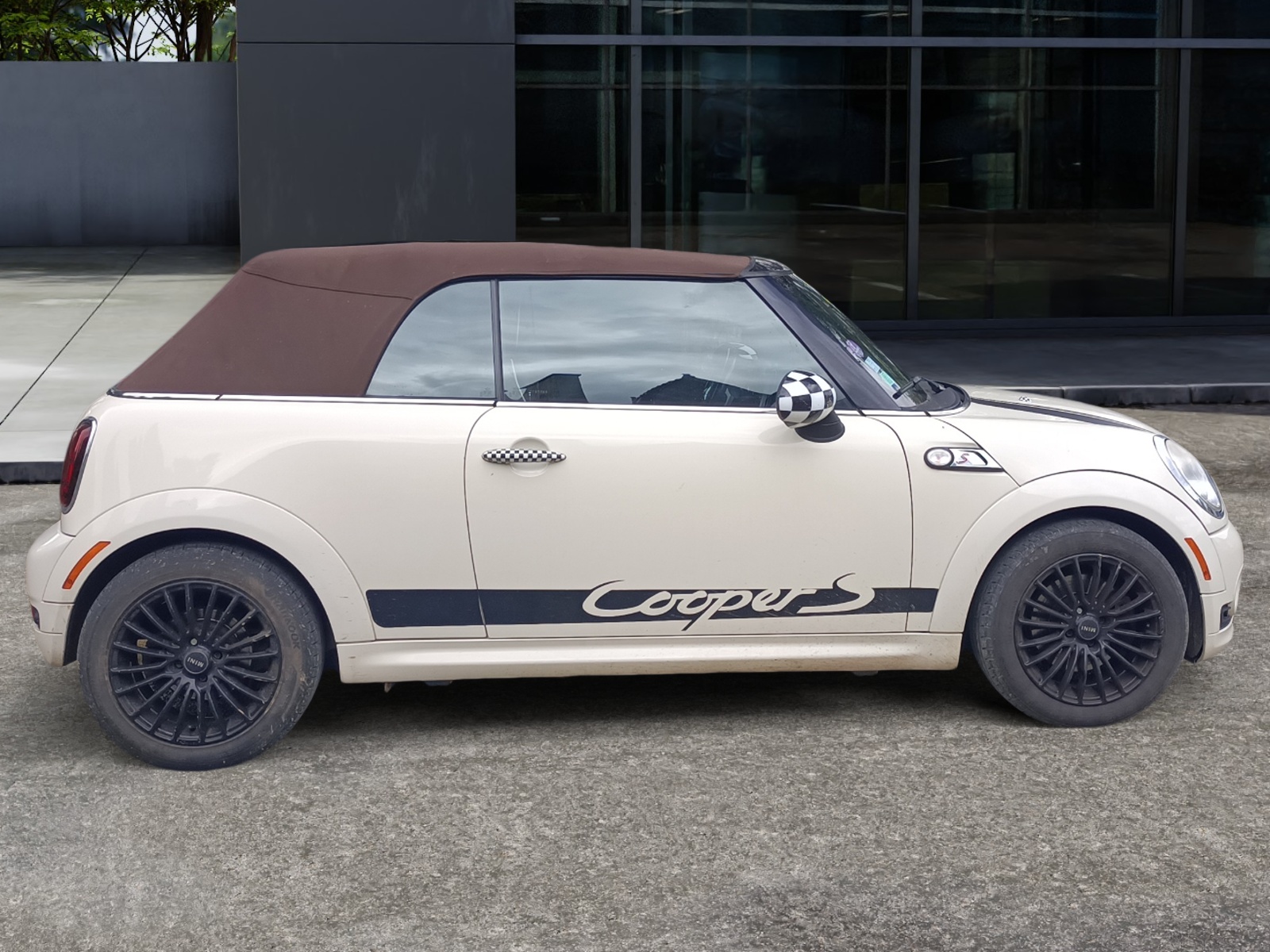 Mini Cabrio 5